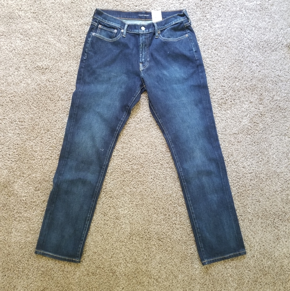 410 Athletic Fit Jean